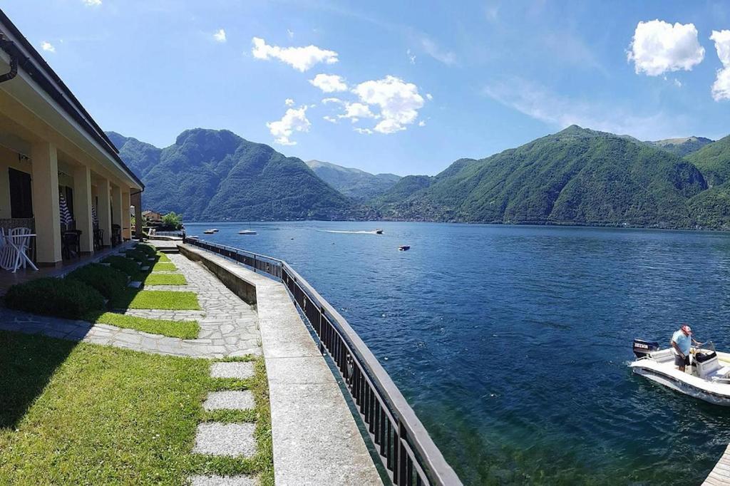 Apartments Paganini, Lezzeno Esterno foto